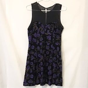 Patterson J Kincaid PJK size M purple & black 100% silk dress